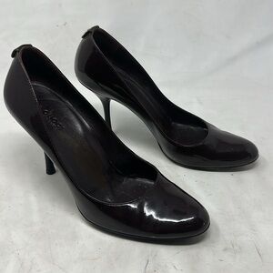 Gucci  Patent Classic Pump Size 10